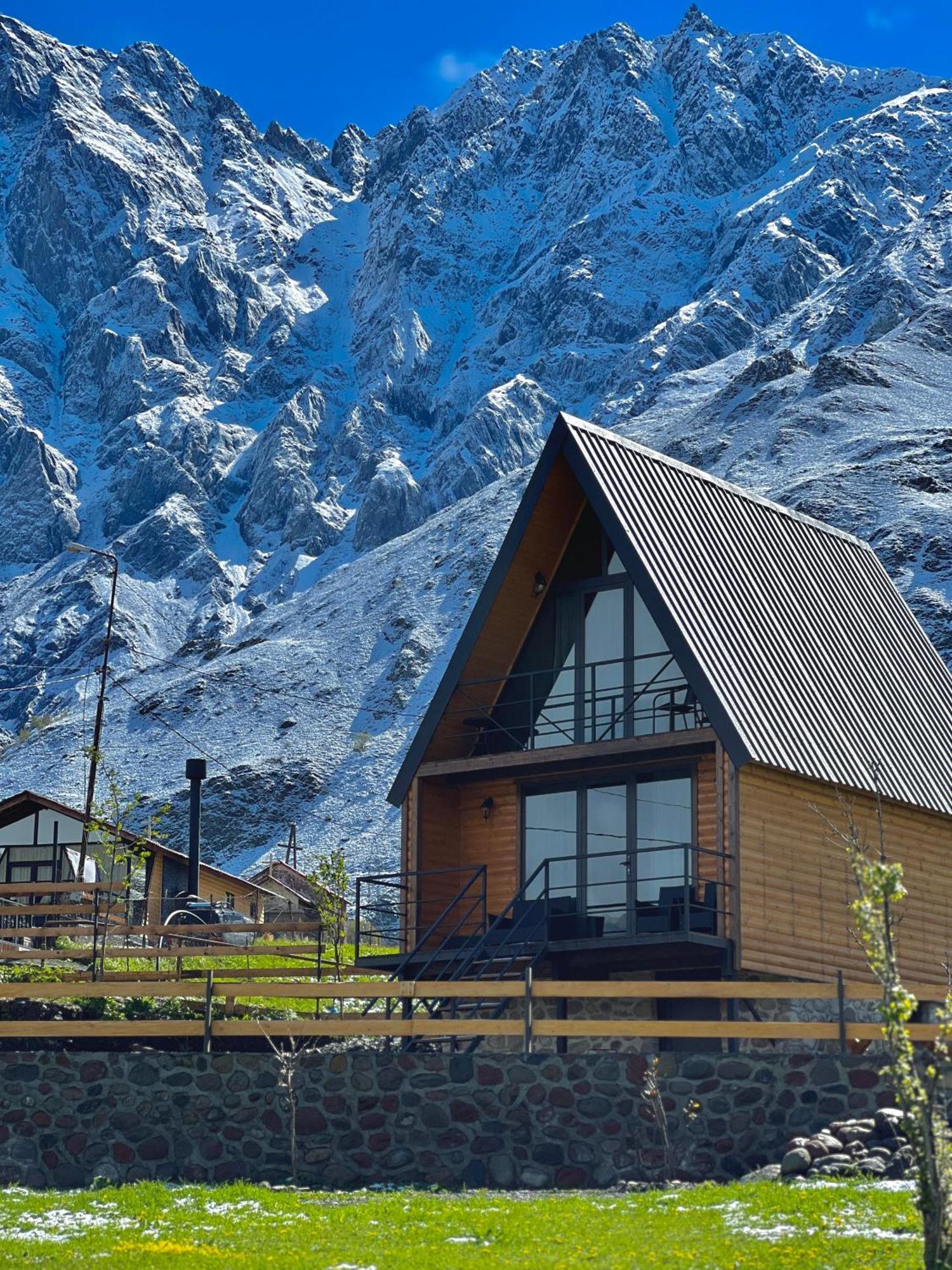 Sunset Cottage Kazbegi Exterior foto