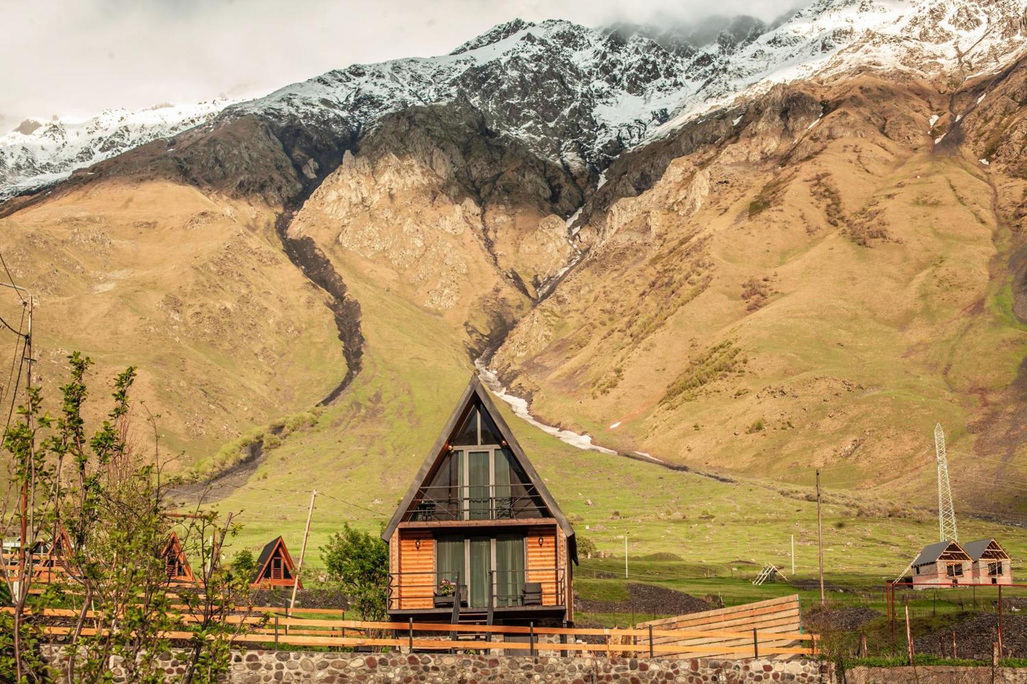 Sunset Cottage Kazbegi Exterior foto